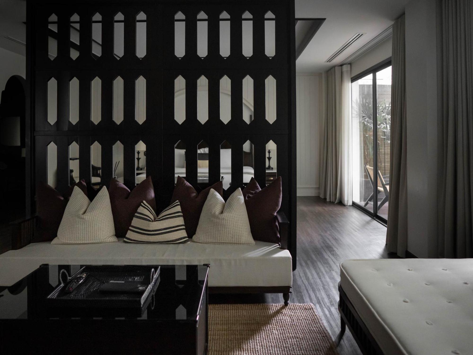 酒店 Burirattana Hotel-an Adults Only 4*
